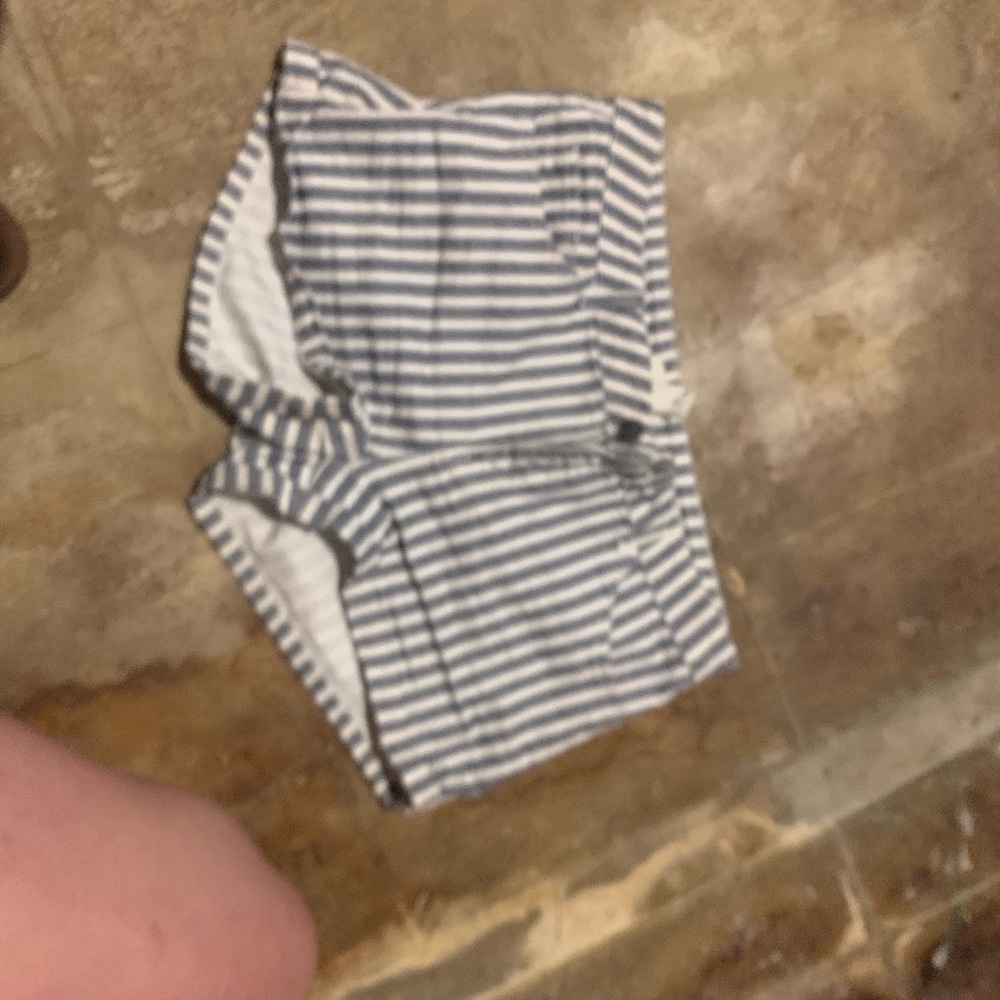 H&M navy and white low rise shorts